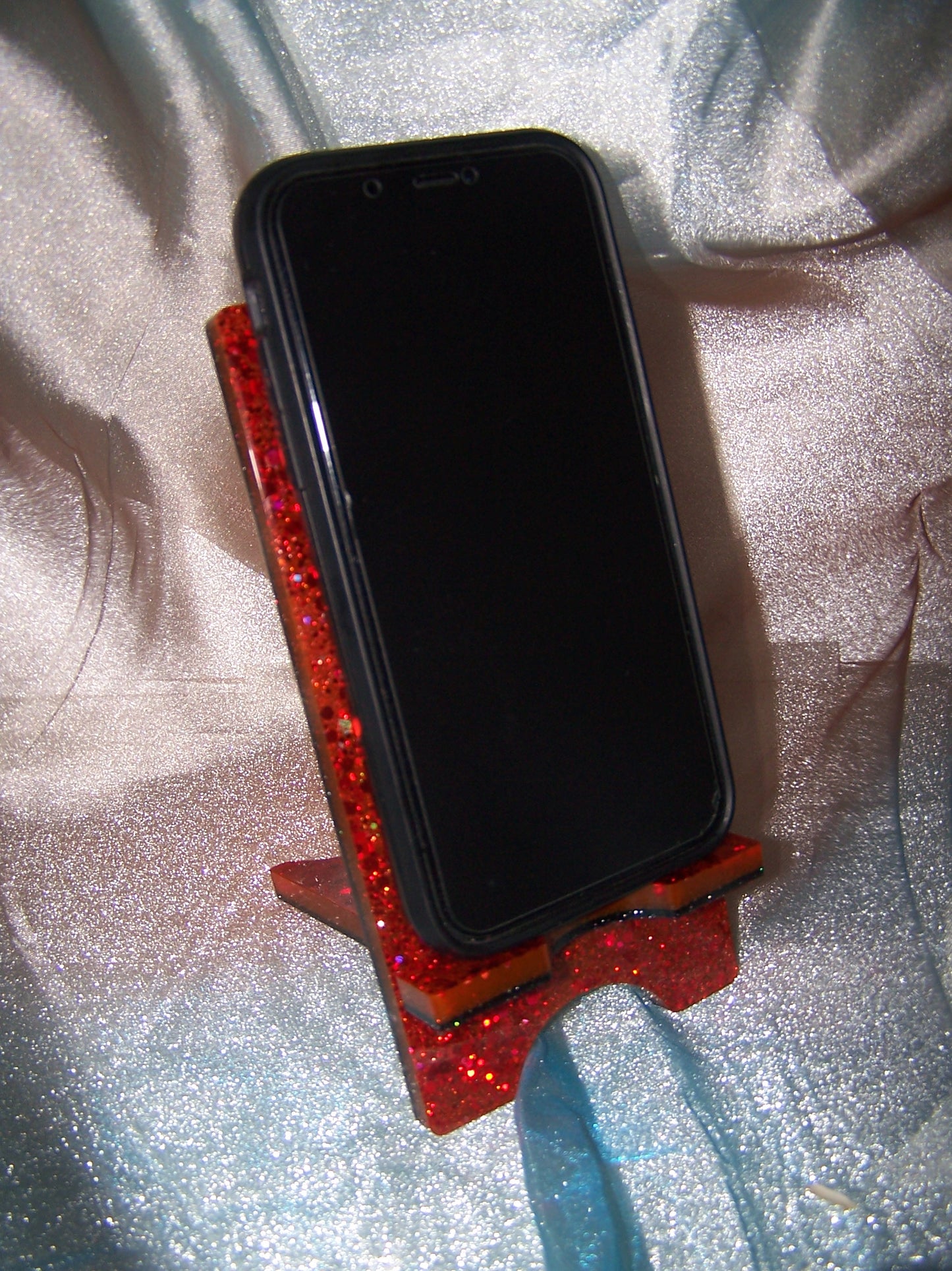 Support téléphone en résine époxy